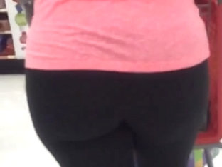 Pawg Milf what an ass!