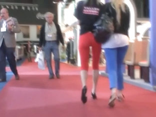 Street Candid Video With Sexy Blonde In Red Pants