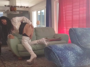 Crossdresser in lingerie offers ass for fucking