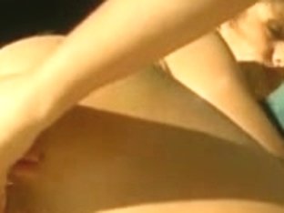 Hawt Lesbian Snatches