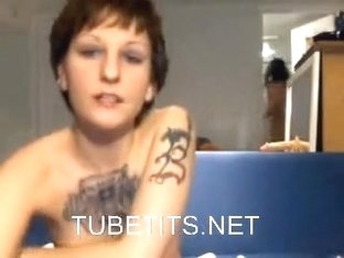 2 Beauties and Their Dildos