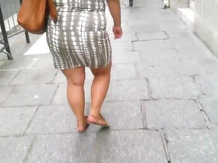 Bbw Sexy Fat Legs Big Ass Walking In The City