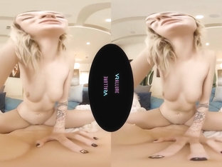 Virtual Reality In Will You Get To Know Her Sins?