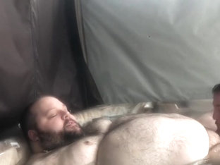 More hot tub fun avec le très bon French twink chaser sub boy