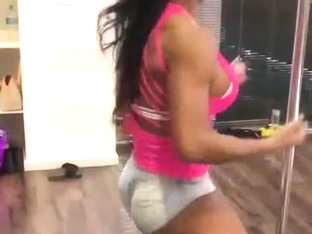 Hermosa caballa el culo carnoso maravilloso