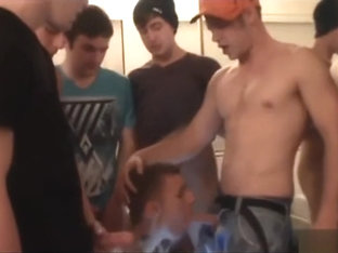 Muscle amateur butt invasion With cumshot.