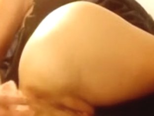 Creamy constricted little aperture