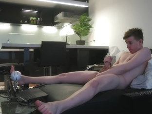 Beautiful Teen Cums All Over His Abs, Chest & Body - Gay Professional Porn