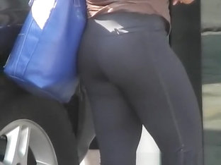 Nice Ass In Dark Blue Sports Pants