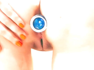 JENNY JOY ENJOYED WITH TWO NEW TOYS - LARGE PLUG AND GLASS DILDO - AMATEURE