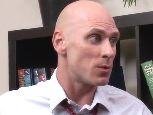 Johnny Sins Got Used To Big-tittied Clients