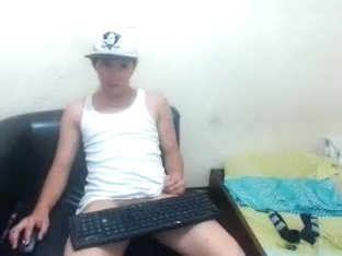 Dilan_latino Private Video On 05/15/15 01:40 From Chaturbate