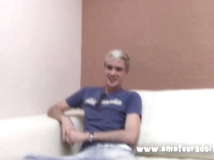Amateur Wanking Video With Samuel - AmateursDoIt