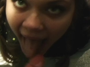 Ivanka in hood amateur porn showing a hot minx riding a dick