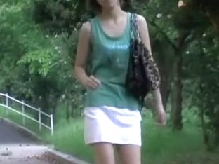 Hot Asian With No Panties On Got Sharked In The Park