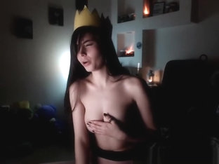 Beautiful Teen Sucking A Banana In Her King Crown