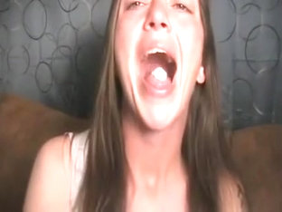 Open mouth marshmallow vore