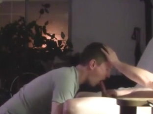 Amateur Twinks Sucks His Straight Friend Dry