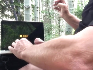 Masturbation Tribute to prettyevil’s Ass in a Pretty Aspen Grove