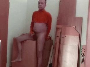 0126 Man jerks naked for everyone 4all public in the store