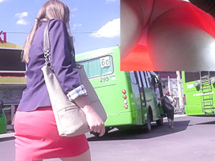 Great Upskirt Tube Presents Nice View Of The Girl's Ass