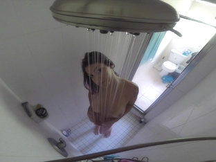 Shower Voyeur