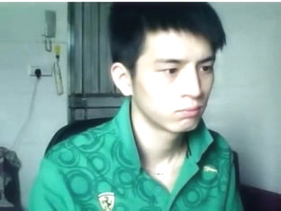 Twinks Suck In The Forest