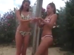 Masturbation a la plage