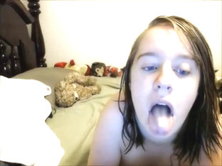 SUPER CUTE BIG TITS CHUBBY SITS ON HER BED WITH ONLY A TOWEL