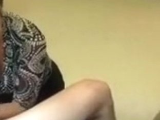 Professional pair oral sex at home