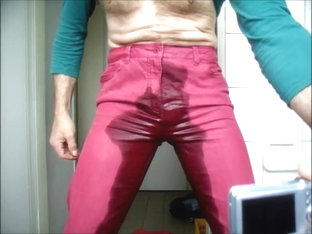 einpissen , in die Hose pissen , Compilation , DWT pisst sich ein