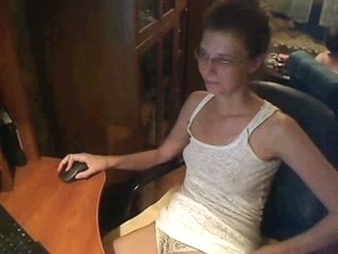 Hawt Woman On Webcam