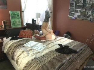 Dorm Room First Times Emma Kisses Her first Girl AND Sucks her Cock