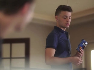 Hung Helix hunk Ryan Bailey tops tight teen Danny Nelson bareback