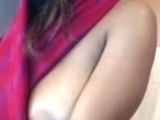 Ebony Arab Hottie Masturbates On A Webcam