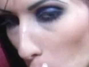 Melanie makes it gently