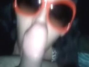 Cute wife gives astonishing head