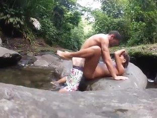 Sex With The Gf In The River