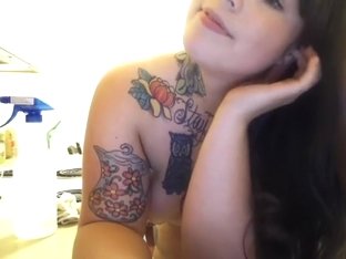 Teenage Slut Posing On Webcam