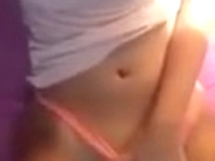 sexy teen masturbates on перископ