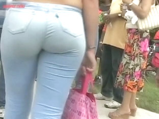 Two hot blondes with appetizing ass appear in the street candid video