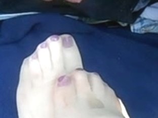 cumming on nylon toes