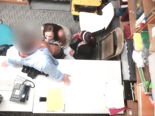 Peyton And Sienna Bangs With The Horny Detective