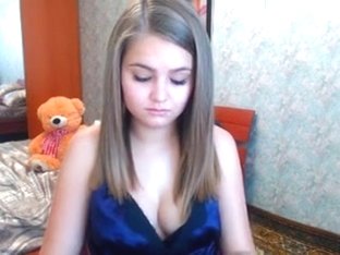 Innocentkisss Private Video On 06/04/15 08:09 From Myfreecams