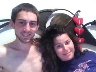 Ita Young Couple Webcam