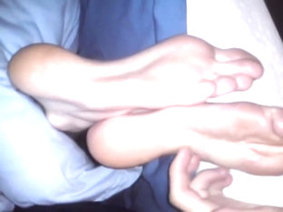 Sleepy Tickles for a Friend