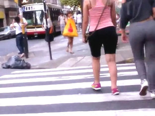 Girl with nice ass walking and jiggling on sidewalk