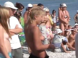Video Shots From A Crowded Nudist Beach