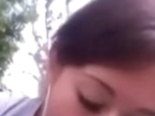 Girlfriend Blowing And Swallowing In The Park