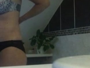 Wife Takes A Bath In A Hot Voyeur Video In The Bathroom